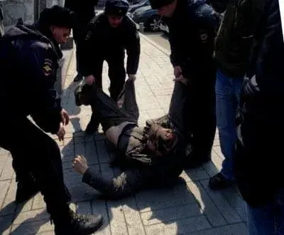 Бунт следует расстреливать серебряными пулями