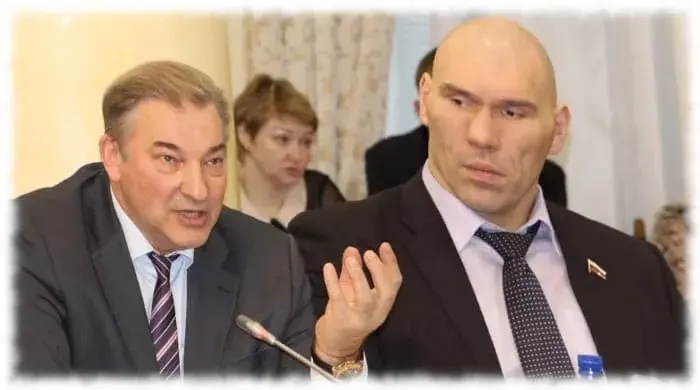 Депутаты почему не юристы и не экономисты